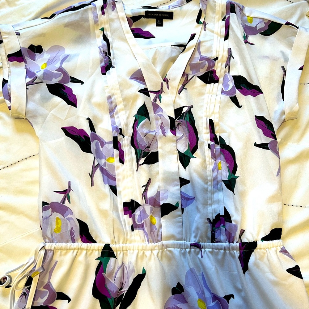 Banana Republic floral dress- size medium - Picture 3 of 6